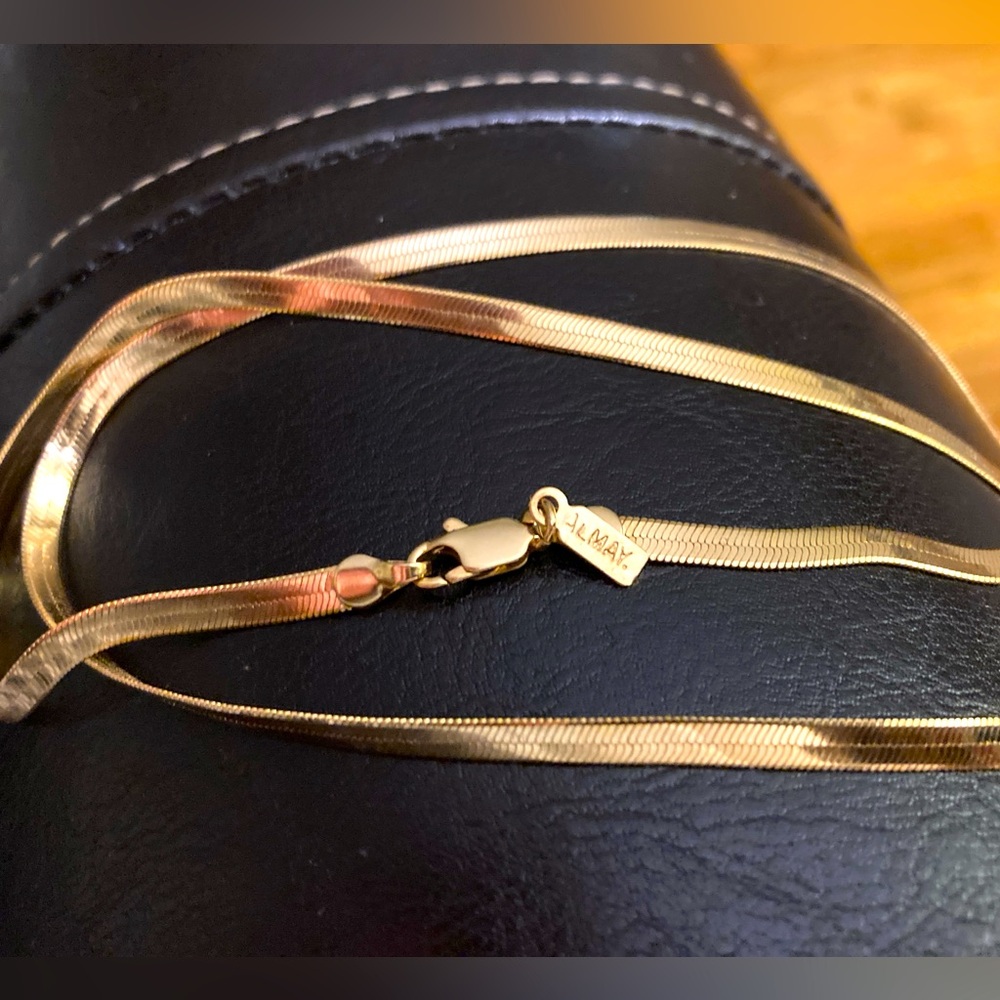 ALMAY Vintage Gold tone 4mm Herringbone Chain Necklace